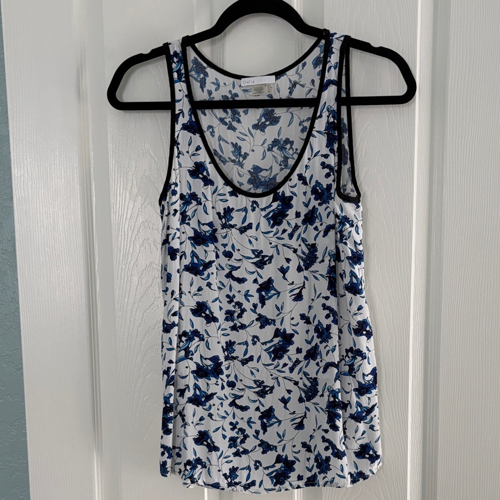 Dalia Top - Size Small
